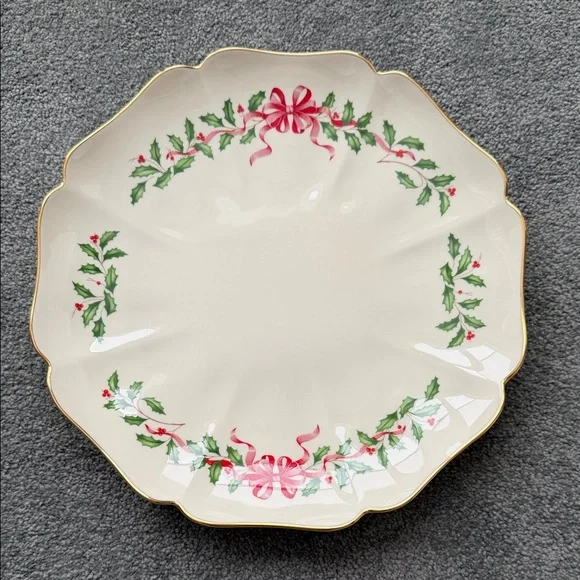 Vintage Lenox Holiday Serving Dish Made in USA - Picture 1 of 4